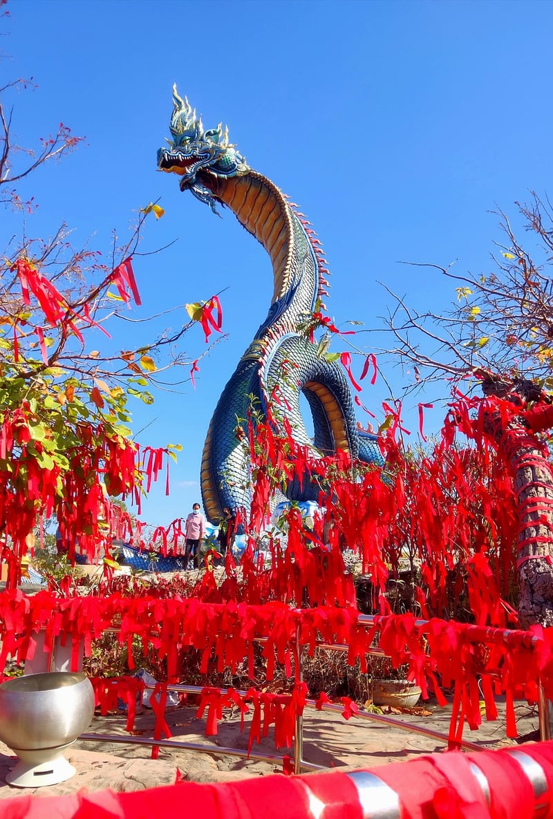 Dragon Sculpture